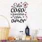 Esta casa funciona com Amor. Vinil Decorativo Parede! Autocolante Adesivo. Vinis Decorativos Viart - 1