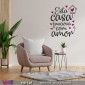Esta casa funciona com Amor. Vinil Decorativo Parede! Autocolante Adesivo. Vinis Decorativos Viart - 4